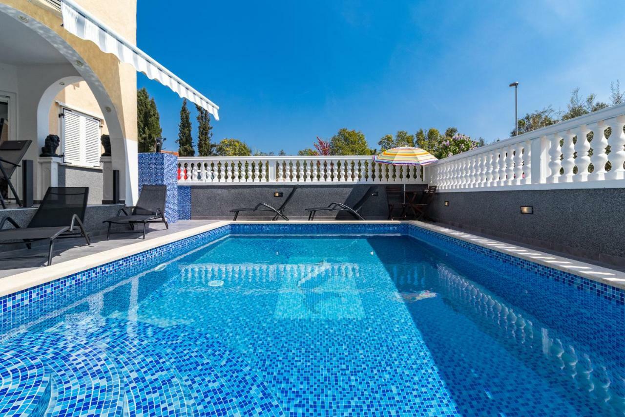 Andriano Apartment เมดูลิน ภายนอก รูปภาพ
